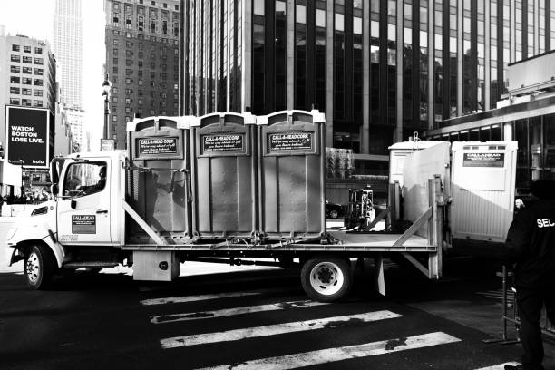 Best Portable toilet rental cost  in Gorevle, IL